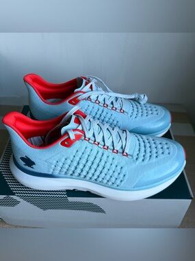 Rabbit Dream Chaser crystal Blue Men's Performance Running Shoes size 12 New